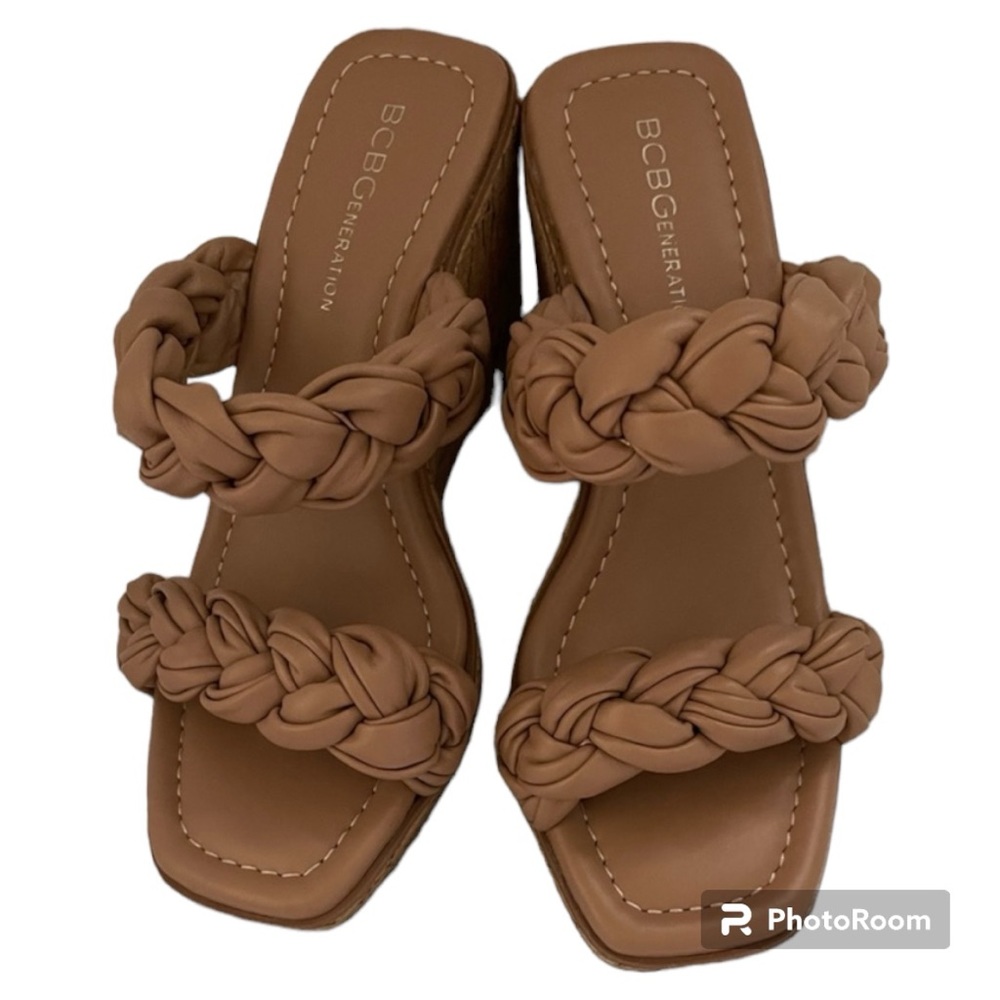 BCBGeneration Womens Ulana Sandal